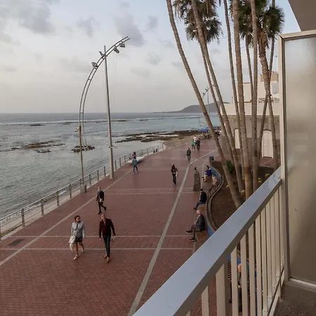 Apartman First Line With Terrace In Canteras Beach. *