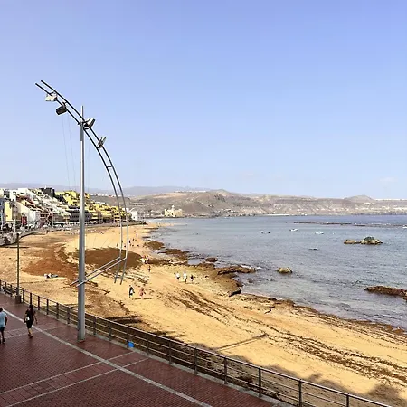 First Line With Terrace In Canteras Beach. Apartman