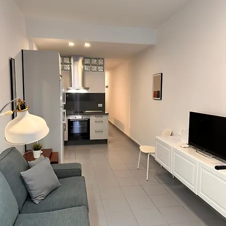 Apartman First Line With Terrace In Canteras Beach. Las Palmas de Gran Canaria